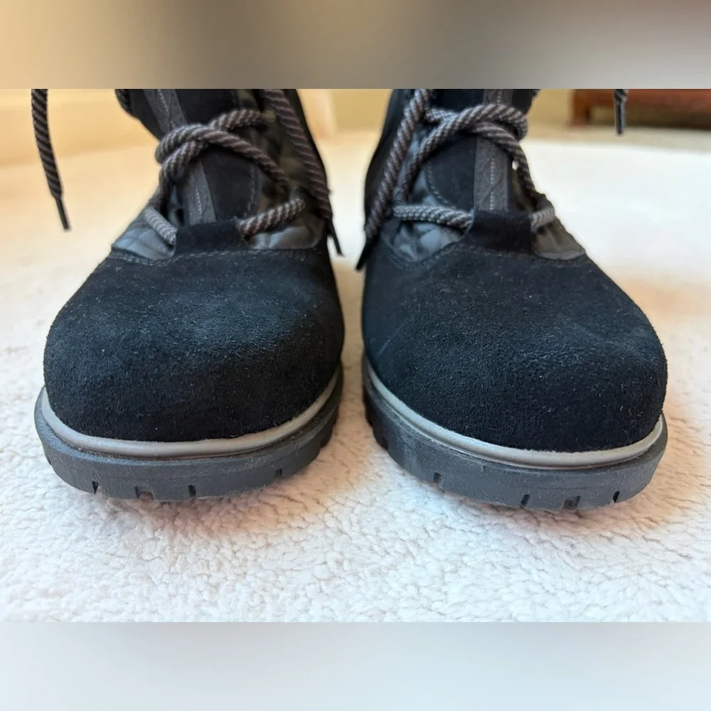 BareTraps Black Winter Thermal Sunta Boots with Gray Accents Women Size 7